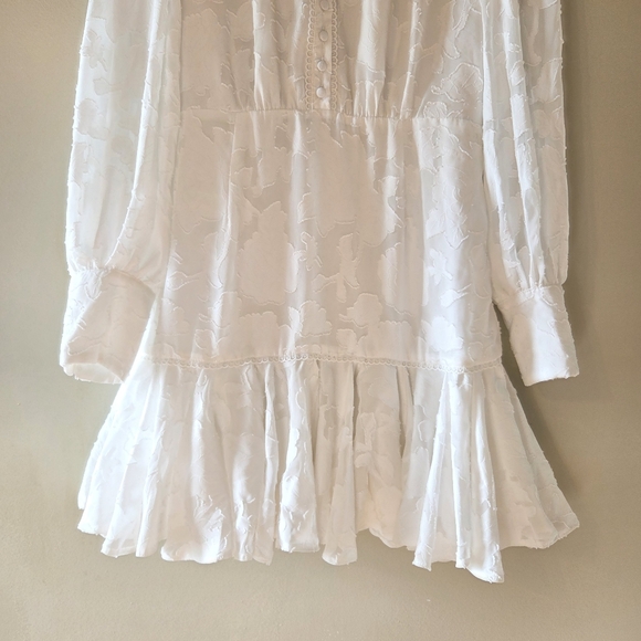 Bardot Maisy Floral Ruffled Long Sleeve Feminine White Mini Dress Size Large - Picture 12 of 16